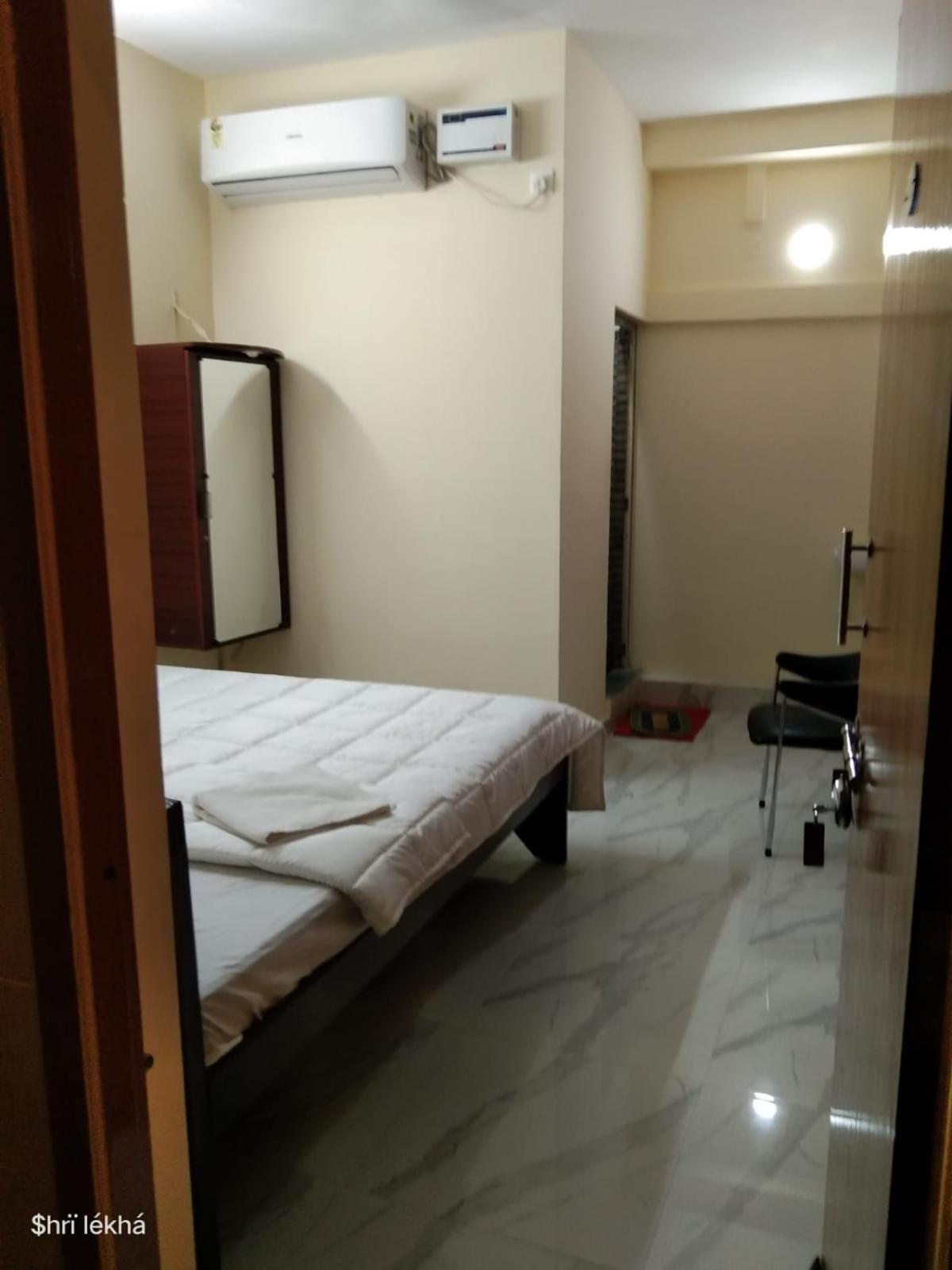 Babu Naidu Residency Apartment Vellore Bagian luar foto